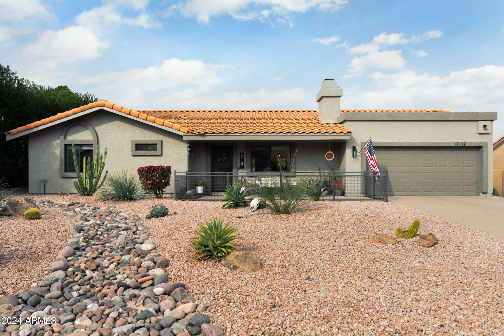 Property Photo: 17112 E Rosita Drive E AZ 85268