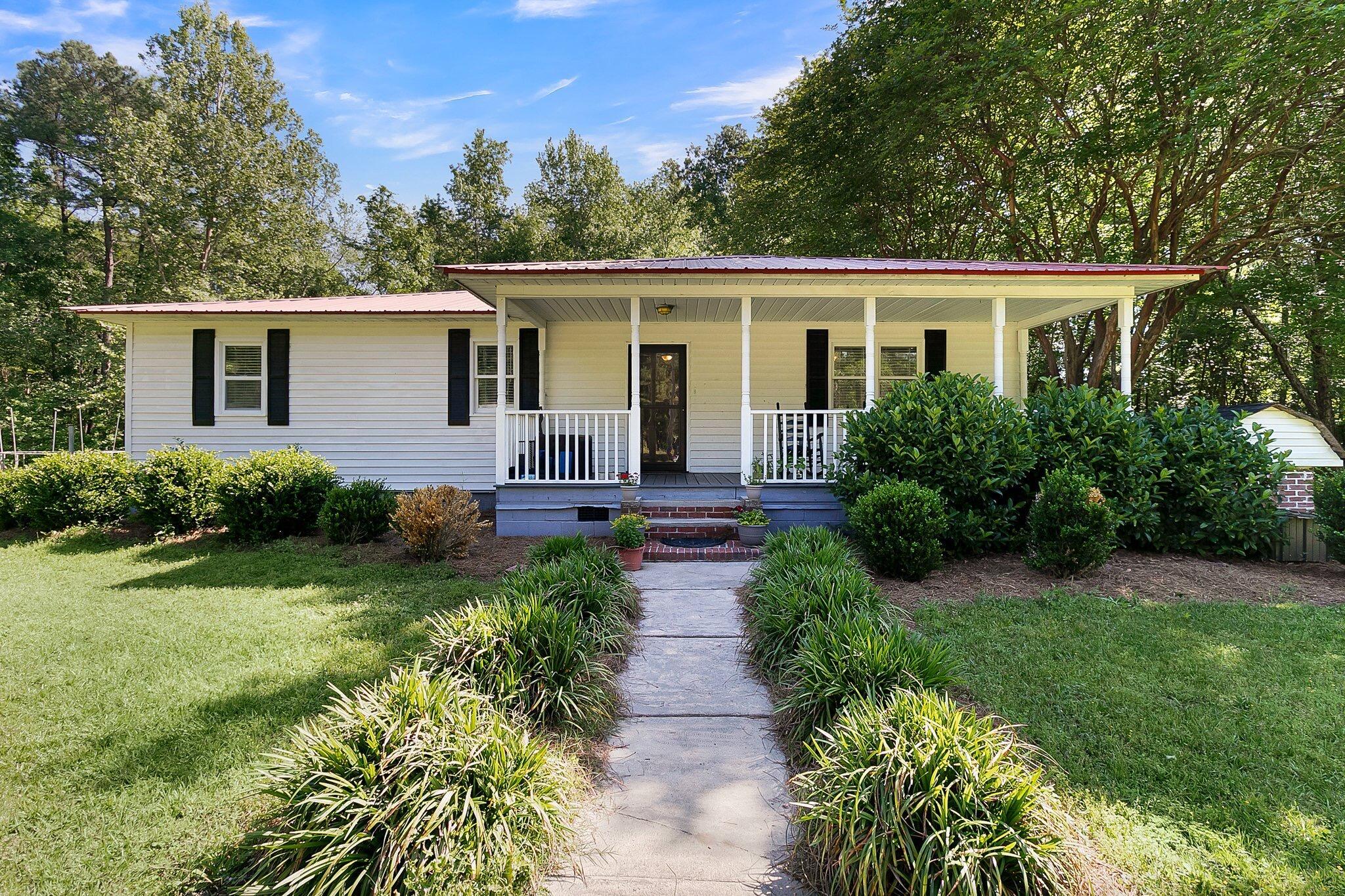 Property Photo: 1332 Red Oak Road SC 29435