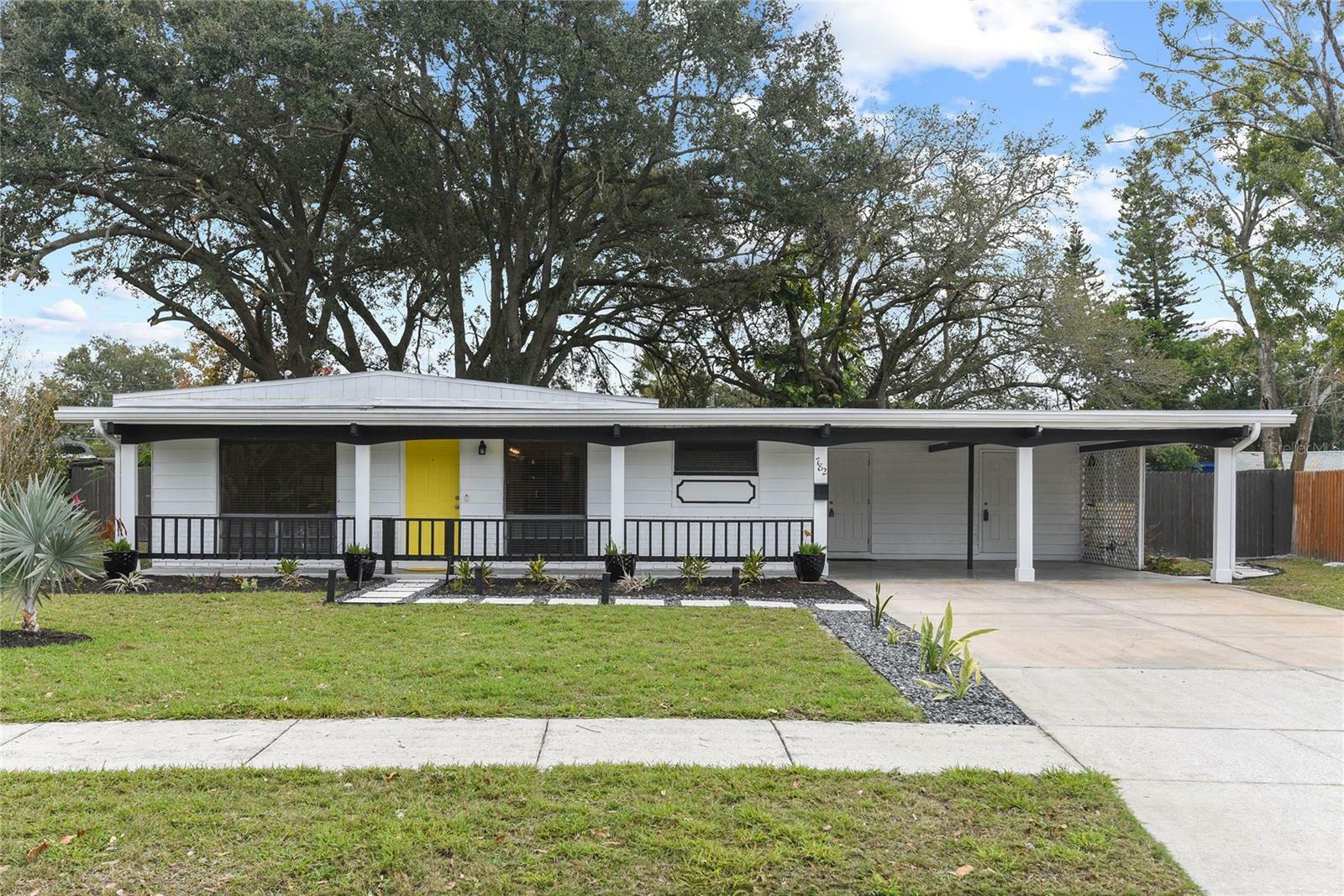 Property Photo:  782 Carnation Drive  FL 32792 