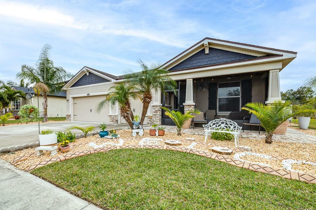 Property Photo:  12419 Prairie Valley Lane  FL 33579 