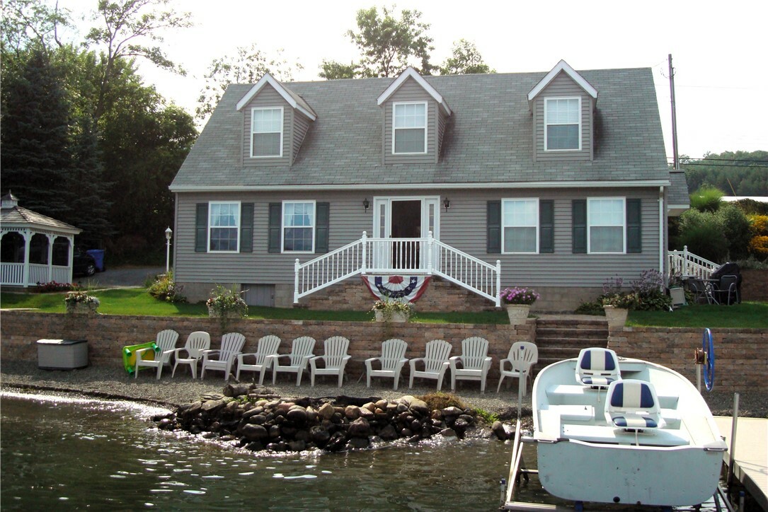 Property Photo:  5449 East Bluff Drive  NY 14527 