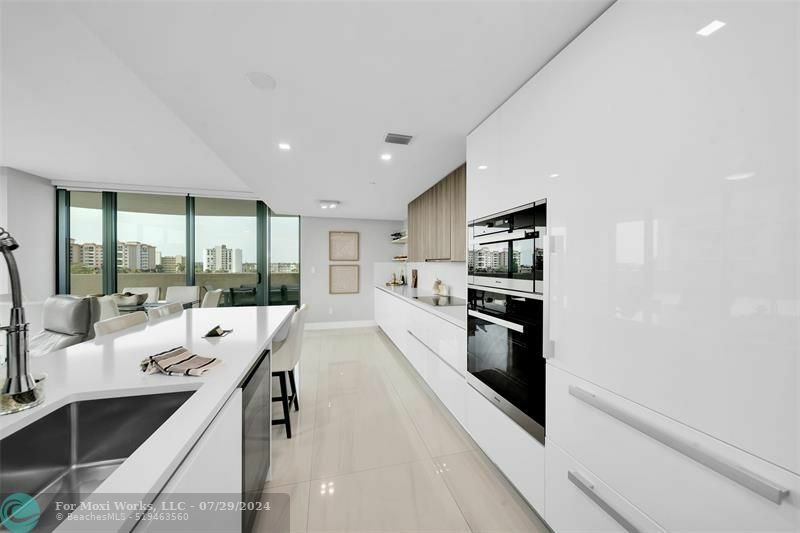 Property Photo:  730 N Ocean Blvd 405  FL 33062 