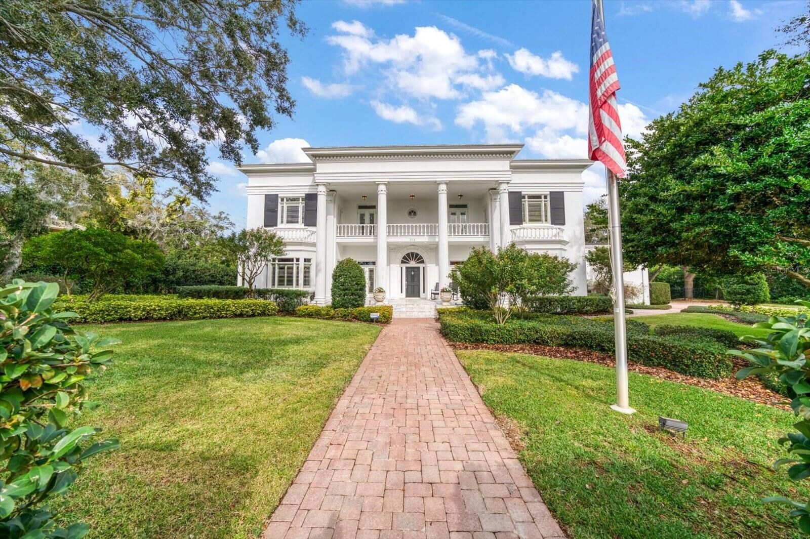 Property Photo:  312 Eastleigh Drive  FL 33756 