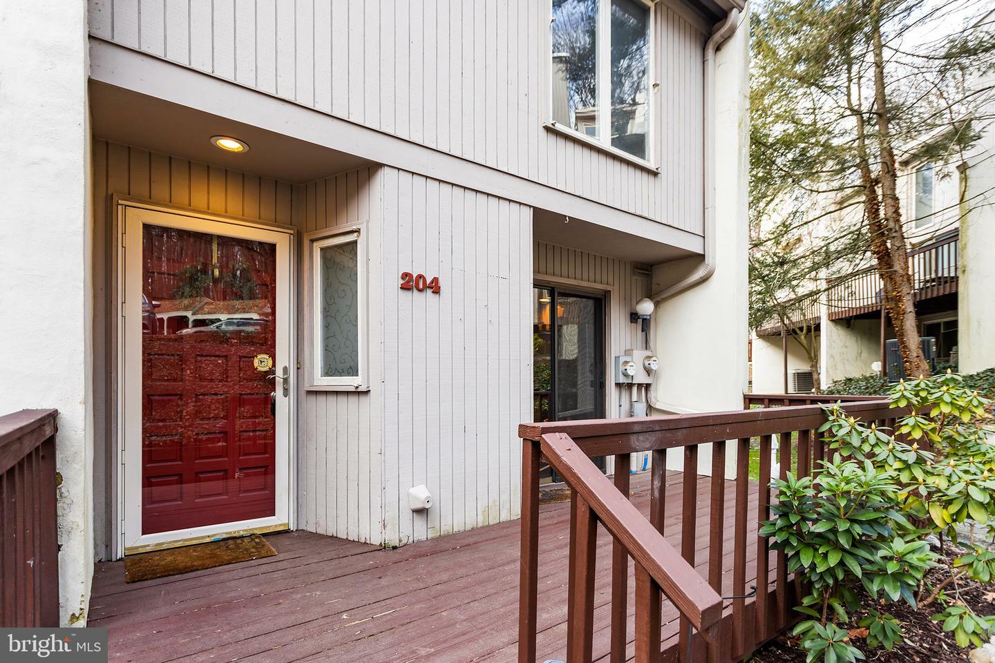 Property Photo:  204 Westtown Circle  PA 19382 