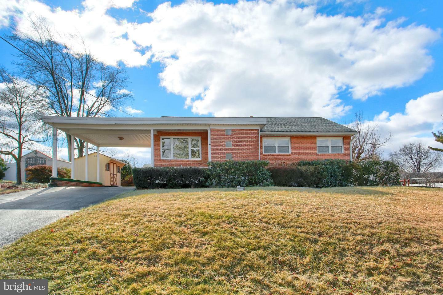 Property Photo:  110 Wayne Drive  PA 17112 