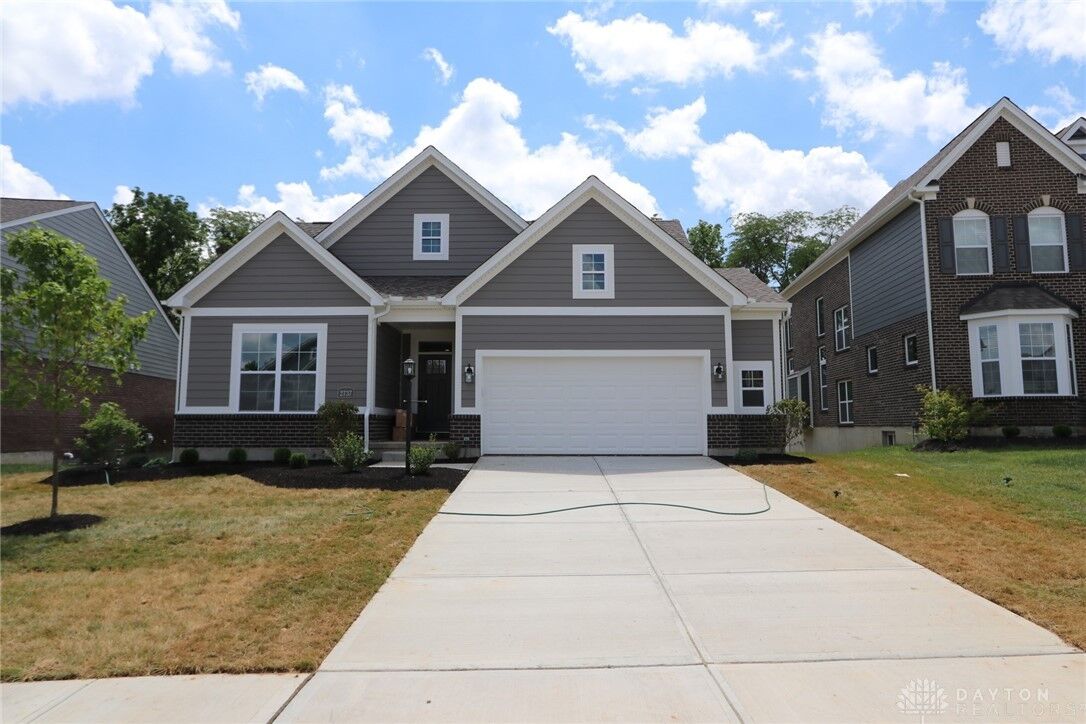 Property Photo: 2737 Sky Crossing Drive 7 OH 45434
