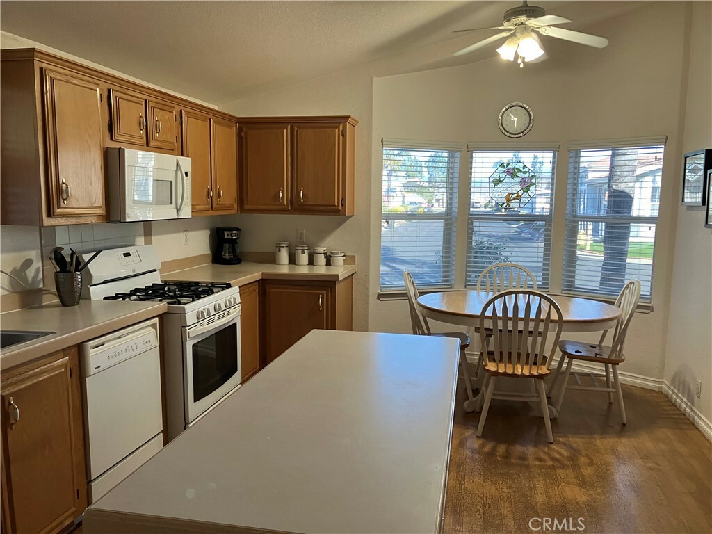 Property Photo:  1250 N Kirby Street 157  CA 92545 