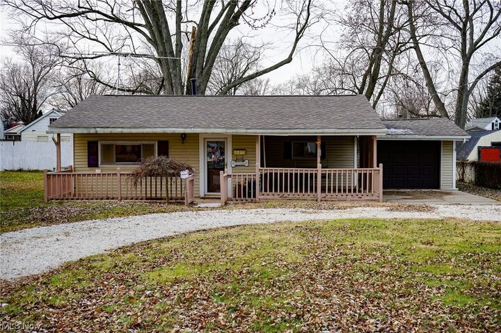 227 Freeman Avenue NW  Massillon OH 44646 photo