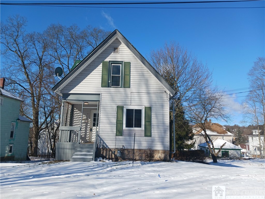 Property Photo:  115 Hedges Avenue  NY 14701 