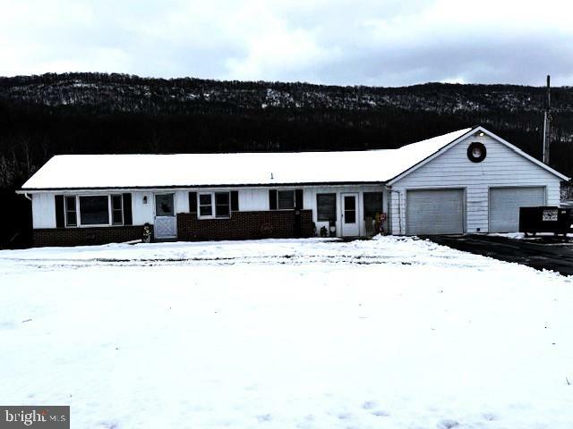 Property Photo: 7992 Hyndman Rd PA 15534