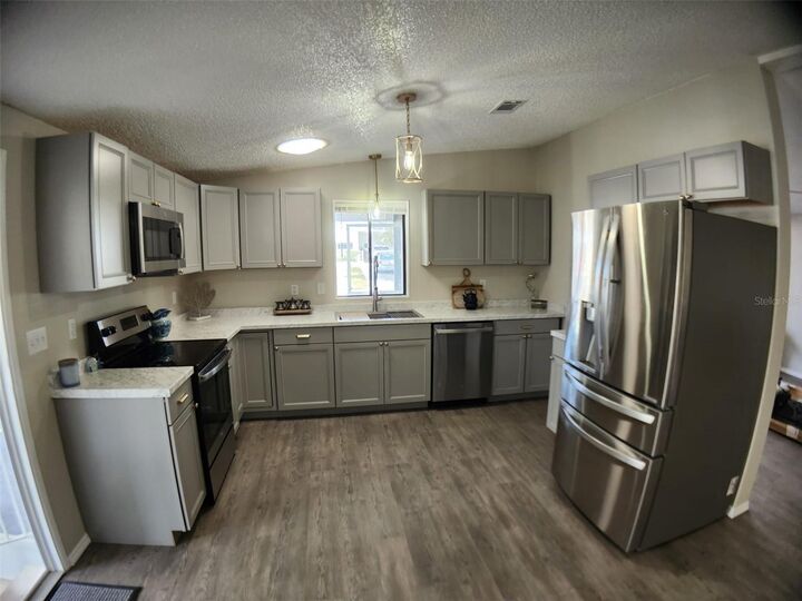 Property Photo:  14364 Nectarine Street  FL 34613 