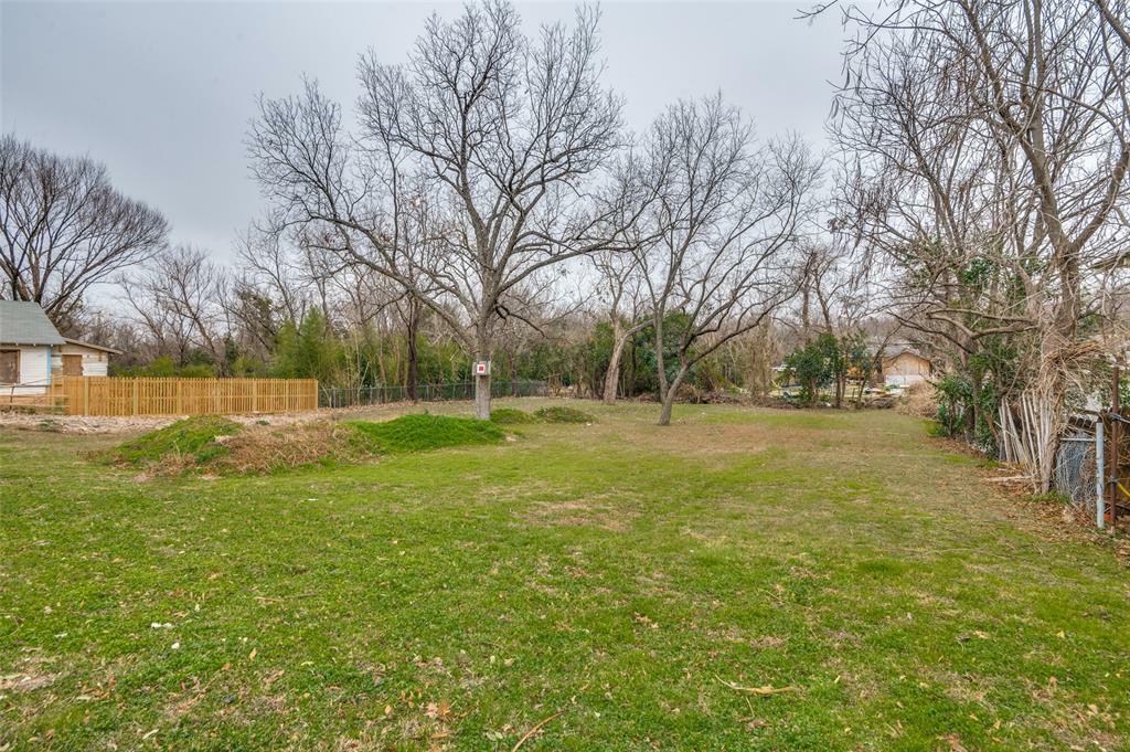 Property Photo:  1200 E 10th Street  TX 75203 