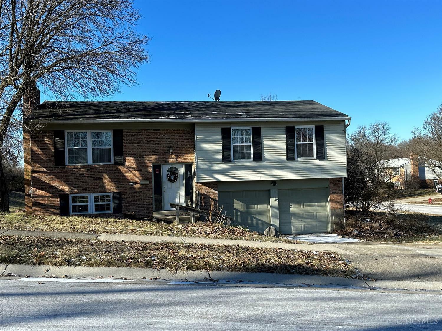 Property Photo:  12145 Elkridge Drive  OH 45240 