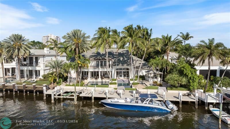 Property Photo:  1313 E Lake Dr  FL 33316 