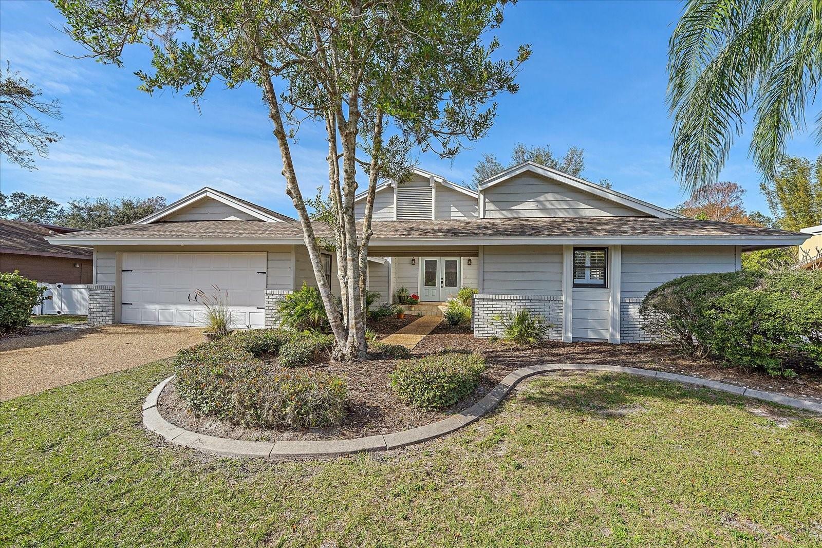 Property Photo:  5382 Dominica Circle  FL 34233 