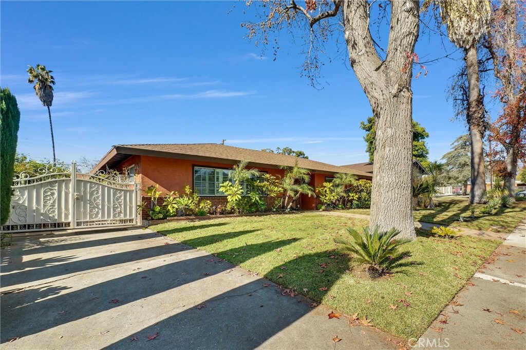 Property Photo:  2185 Saticoy Street  CA 91767 