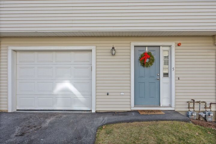 Property Photo:  995 Trapelo Road 5  MA 02452 