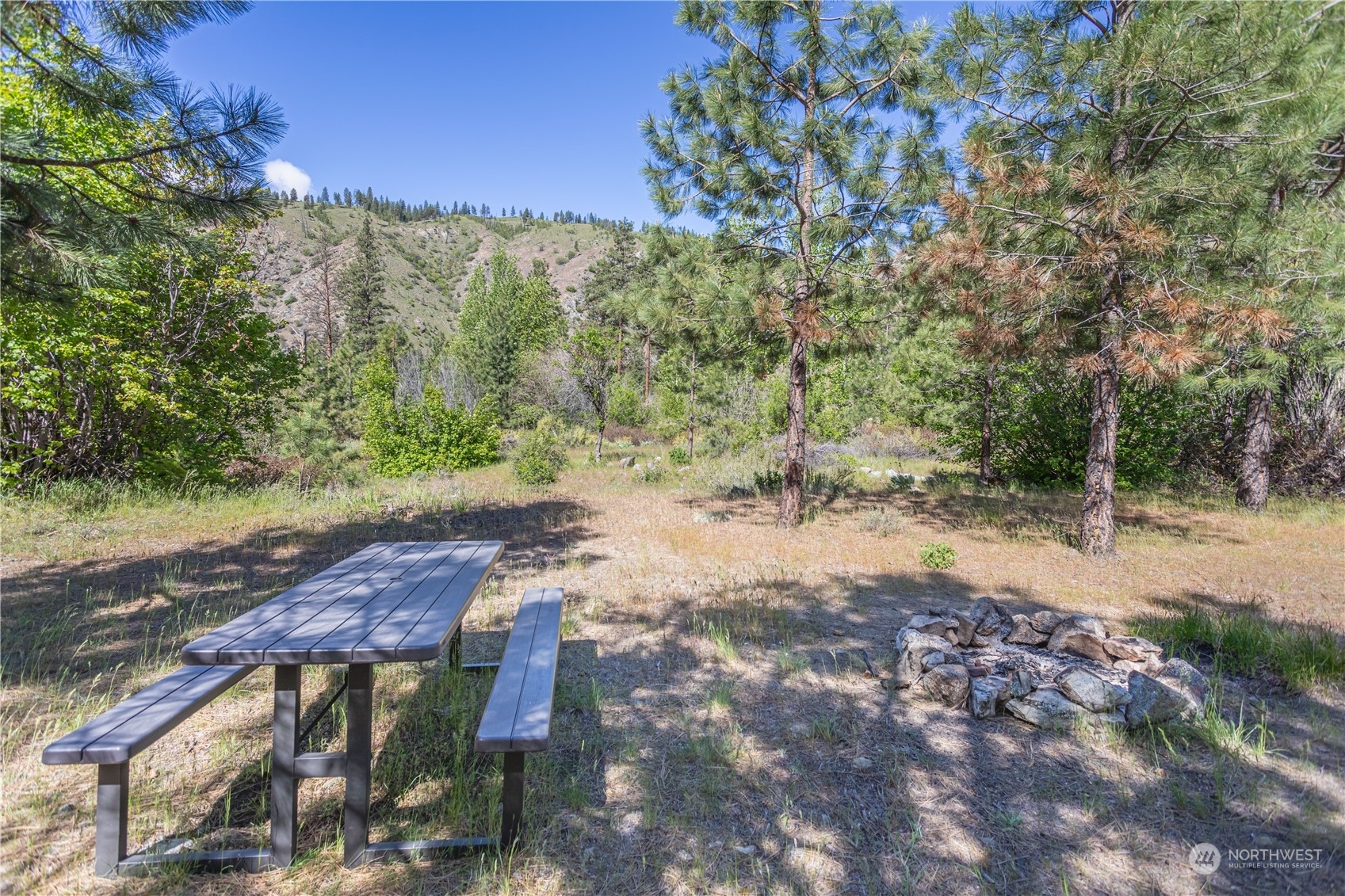 Property Photo:  9908 Mud Creek Road  WA 98822 