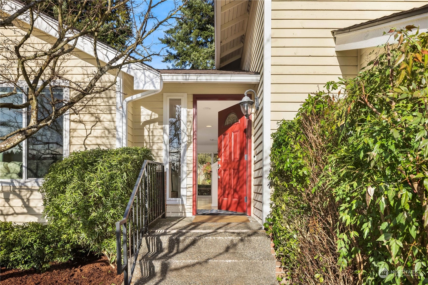 Property Photo: 3231 208th Place SE WA 98021