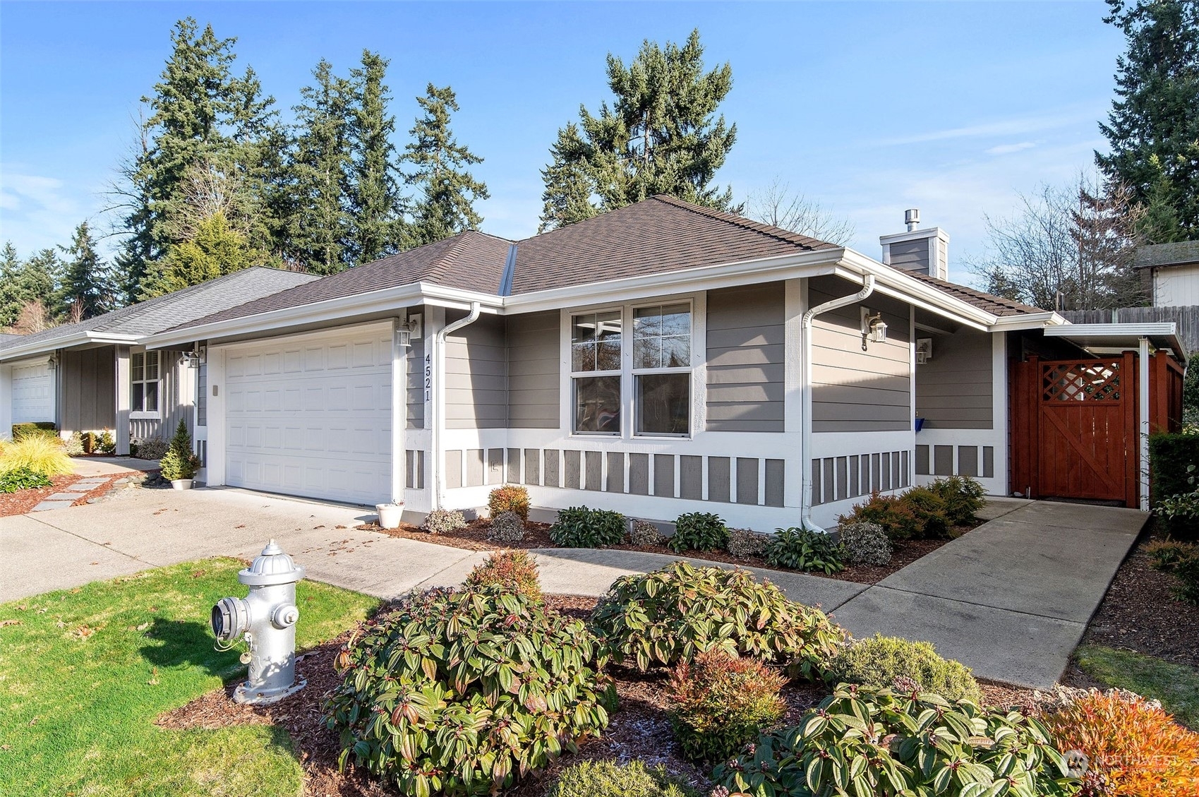 Property Photo:  4521 7th Street SE  WA 98374 