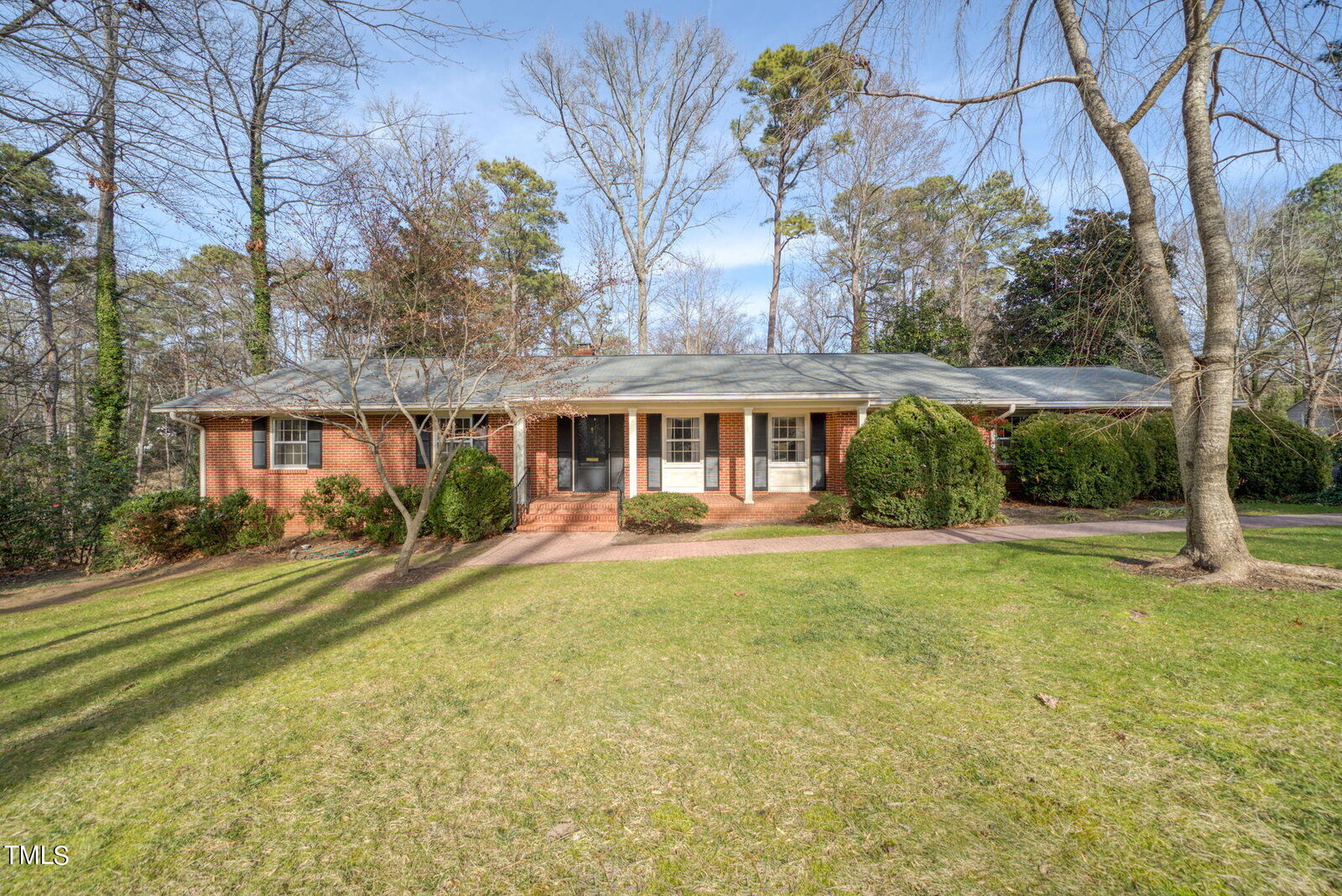 Property Photo: 210 W Vernon Avenue NC 27587