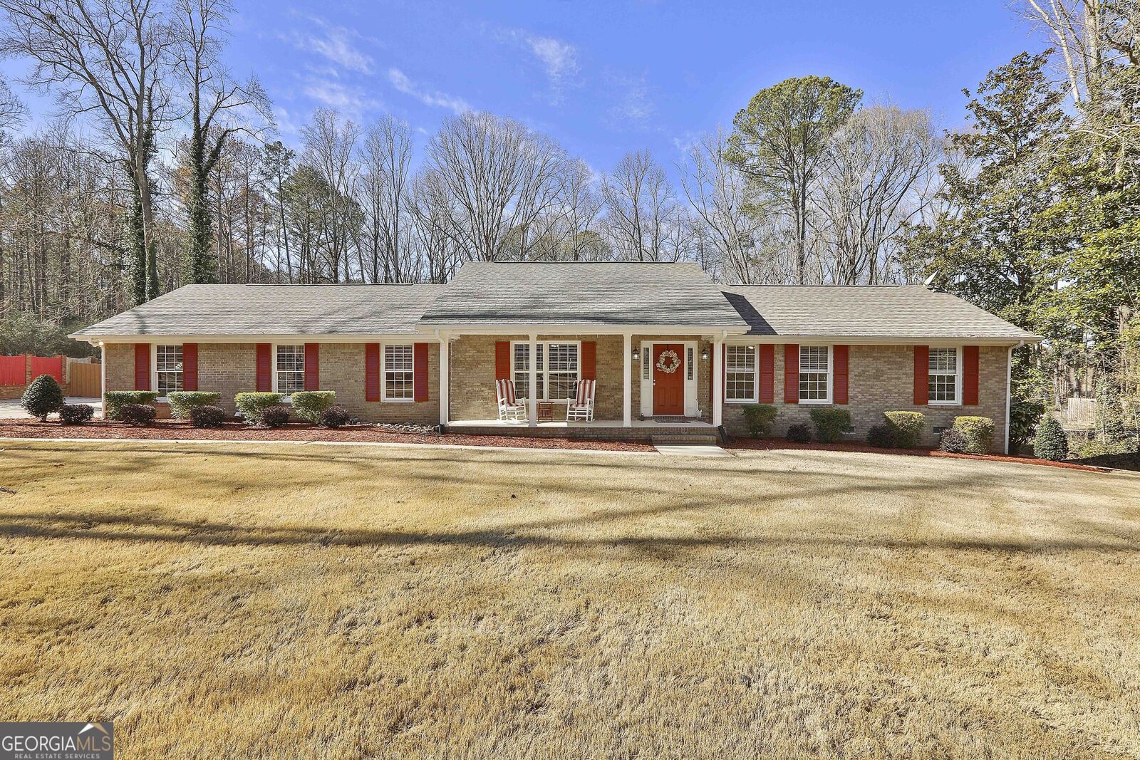 Property Photo:  170 Cedar Circle  GA 30214 