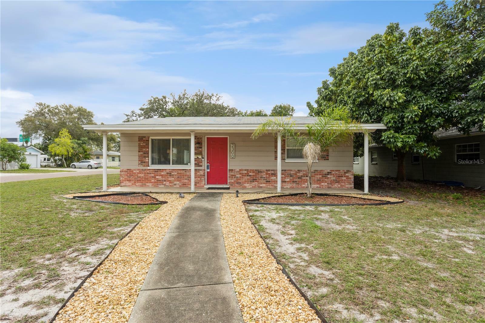 Property Photo:  2300 32nd Avenue N  FL 33713 