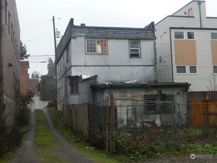 Property Photo:  415  Martin Luther King Jr Way S  WA 98144 