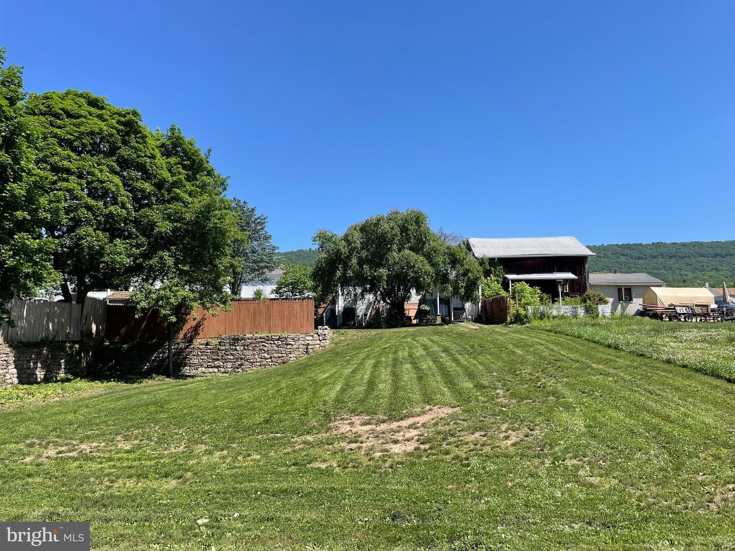 Property Photo:  127 And 129 E Market Street  PA 17098 