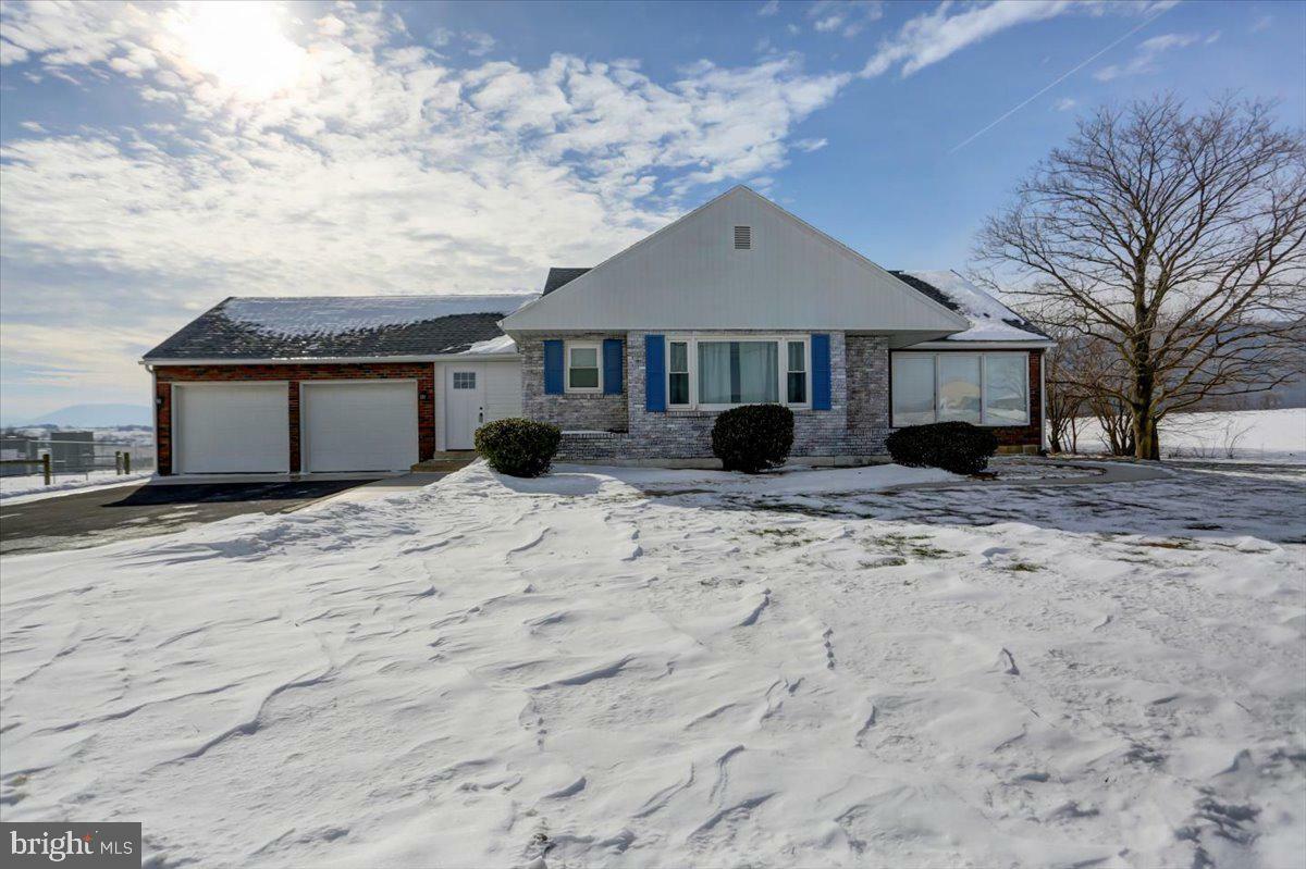 Property Photo:  12962 Buchanan Trail W  PA 17236 