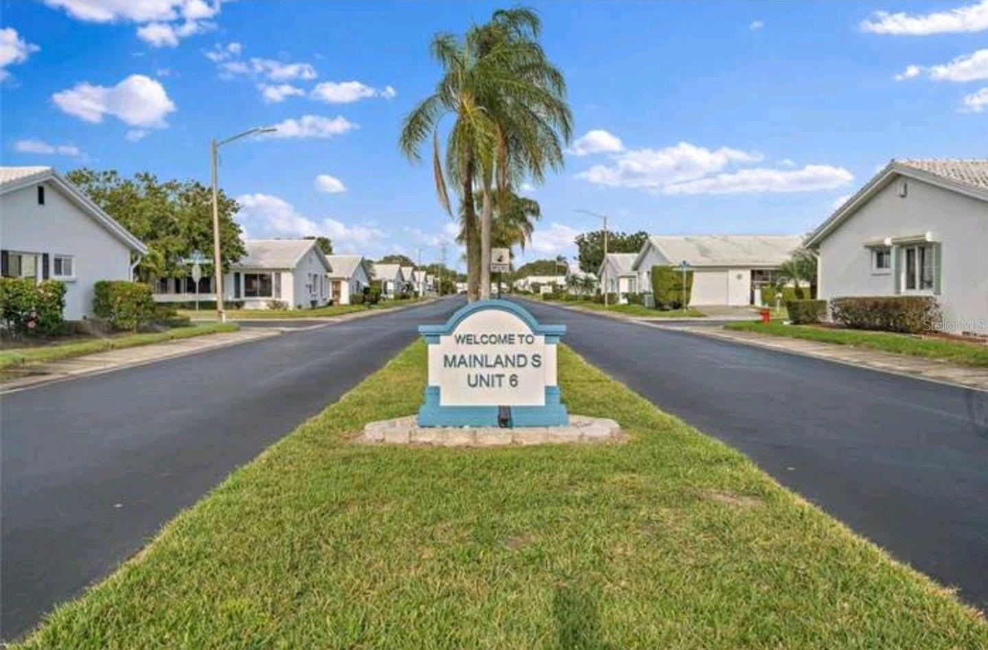 Property Photo:  3462 Mainlands Boulevard S 6  FL 33782 