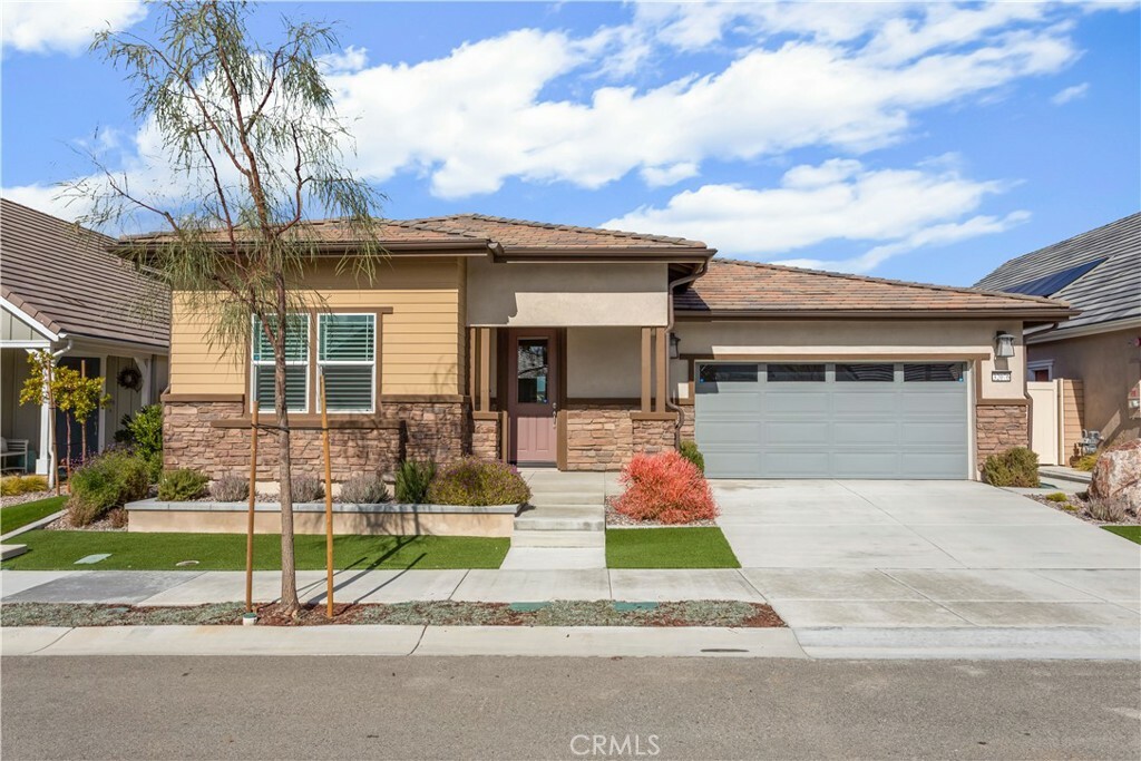 Property Photo:  32076 Sedge Way  CA 92591 