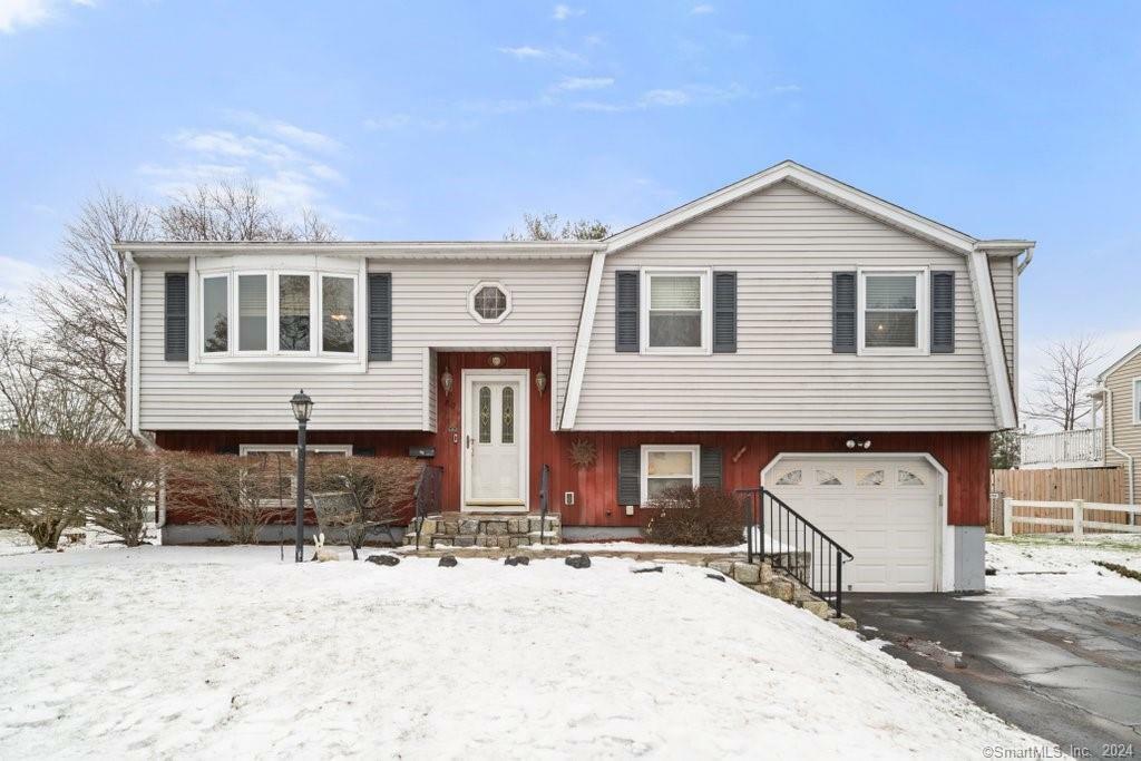 Property Photo:  80 Knob Hill Road  CT 06451 