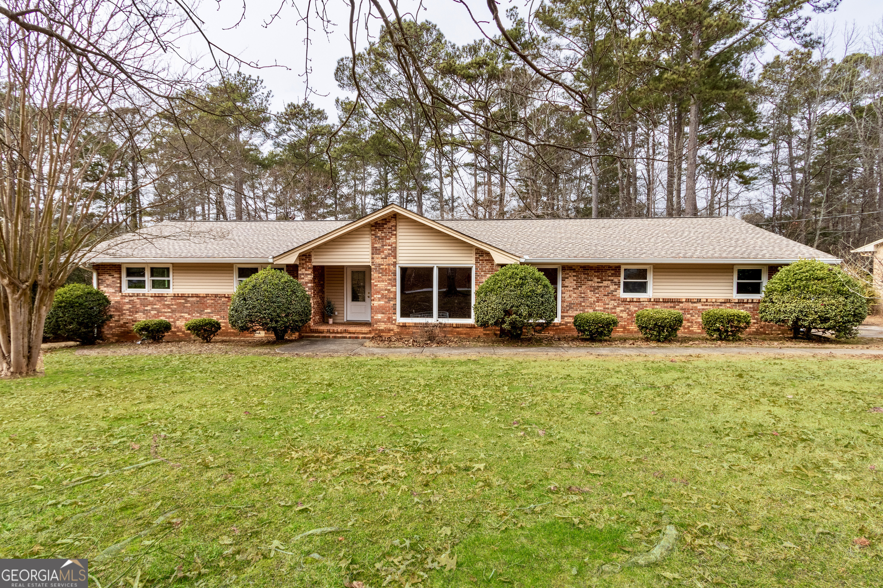 Property Photo:  779 Kings Road  GA 30606 