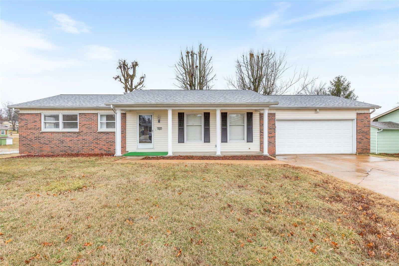 Property Photo: 810 N Meadow Lane MO 63048