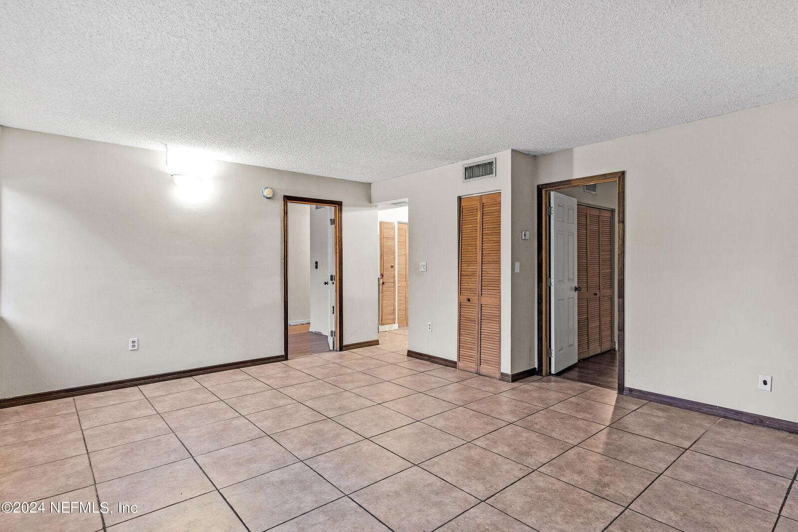 Property Photo: 6911 SW 129th Avenue 1 FL 33184