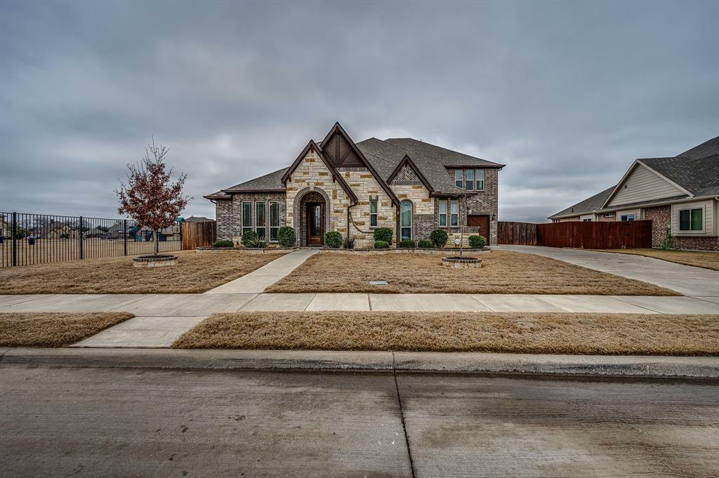 Property Photo:  2406 Moon Dance Lane  TX 76065 