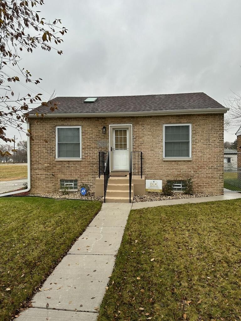 Property Photo:  2123 Tennessee Street  IN 46407 