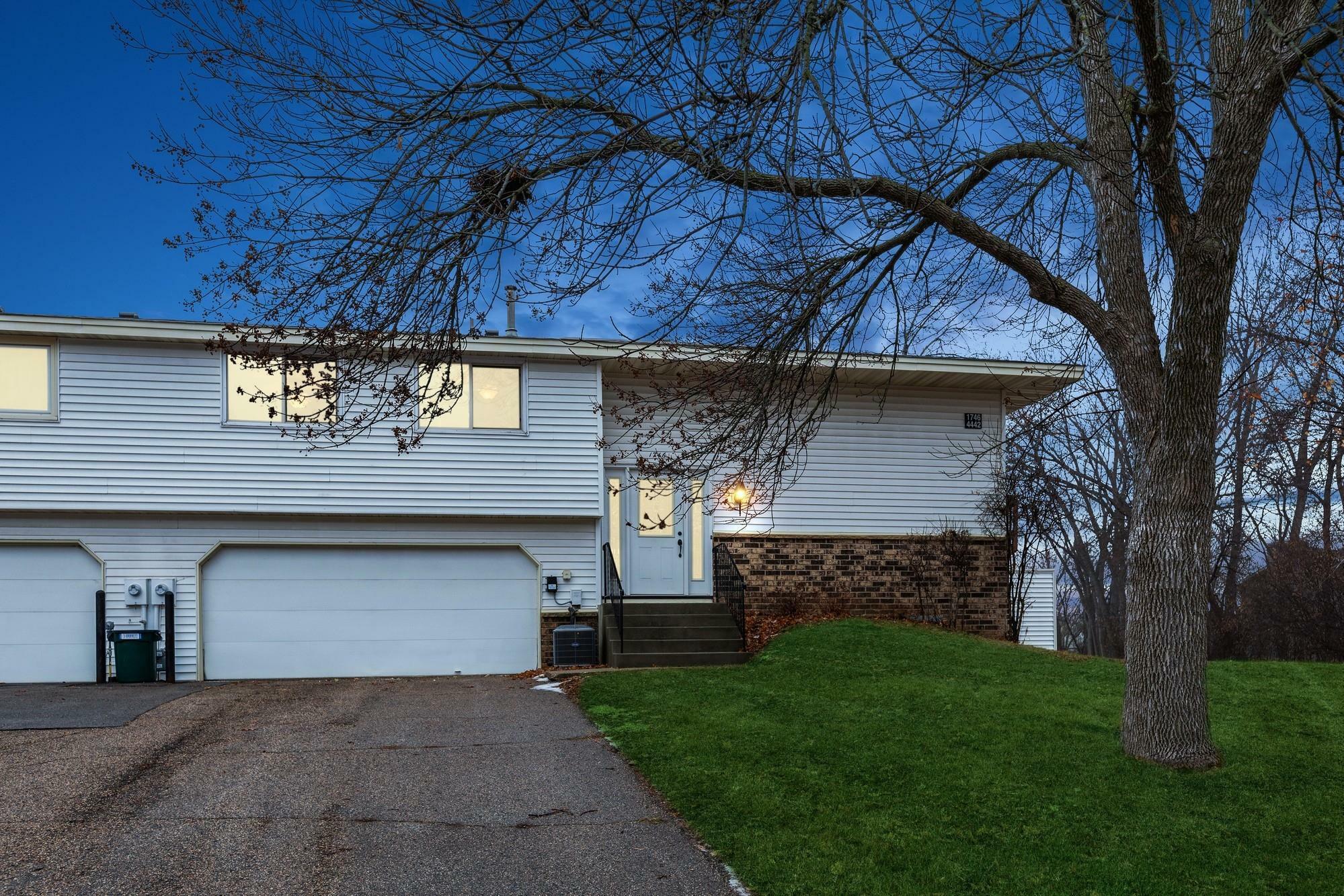 Property Photo:  1746 Woodgate Lane  MN 55122 