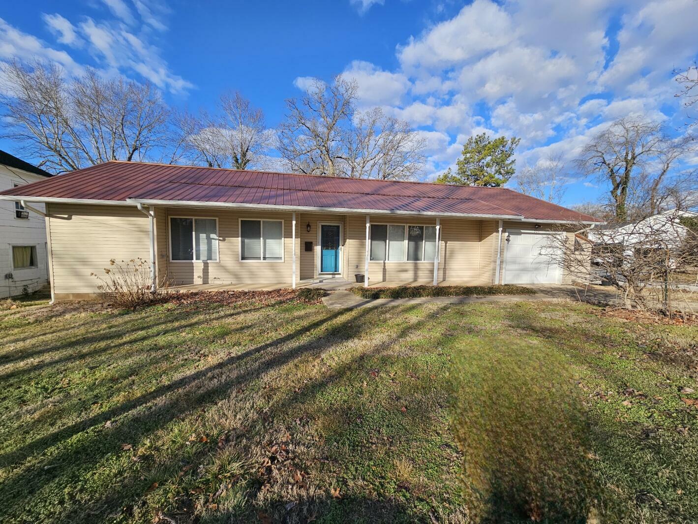 Property Photo:  504 S South 6th Street  MO 65791 