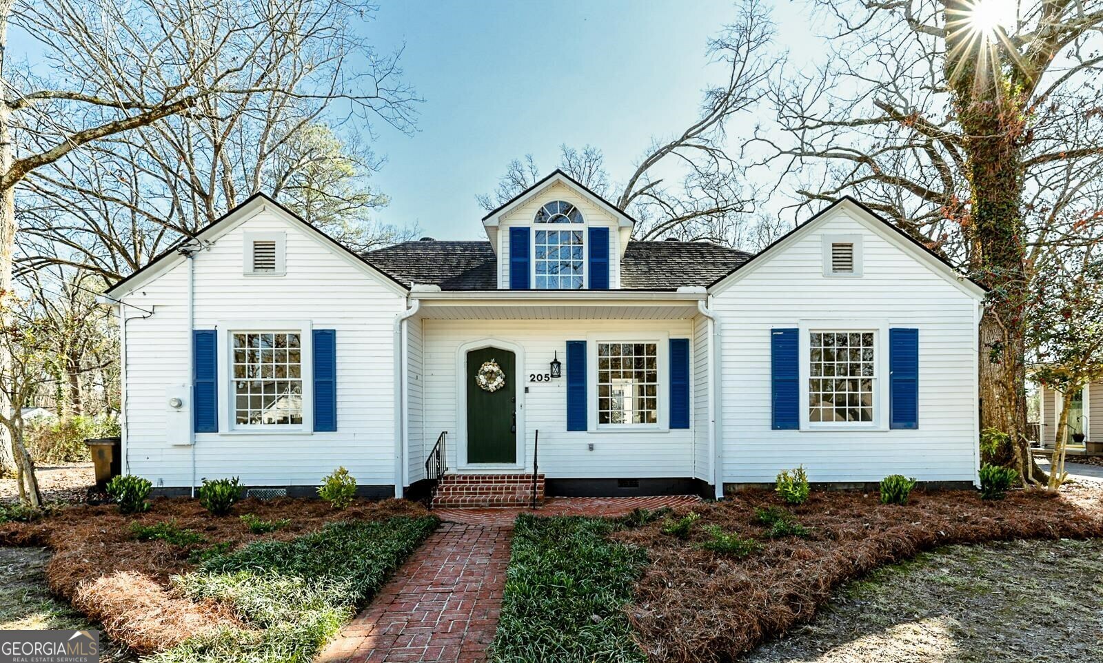 Property Photo:  205 NW Oakwood Street  GA 30165 