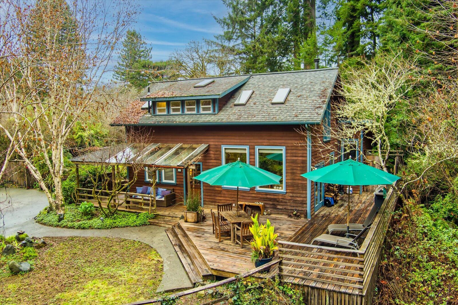 Property Photo: 4896 Quarry Road CA 95524
