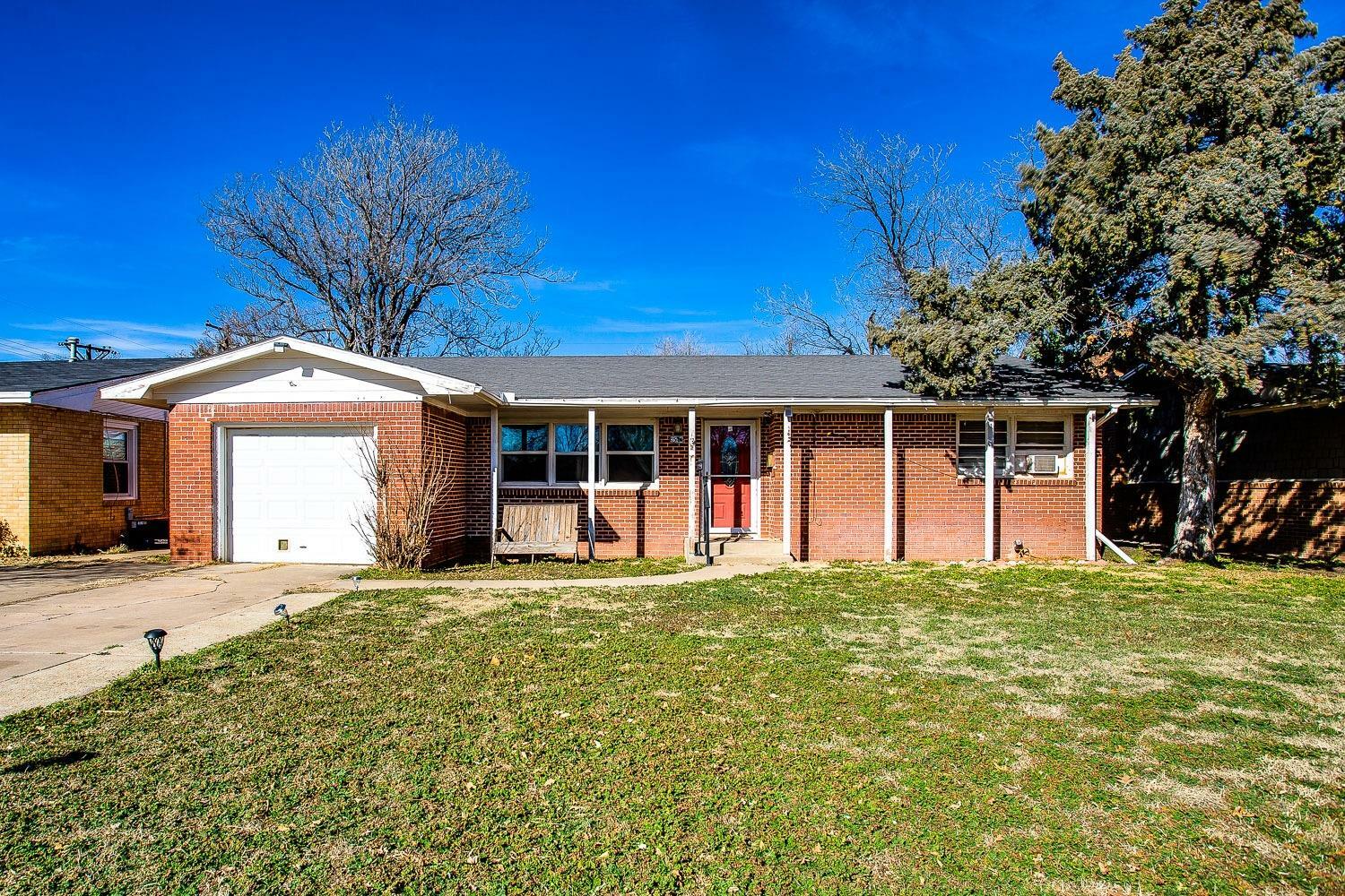 Property Photo:  3516 42nd Street  TX 79413 