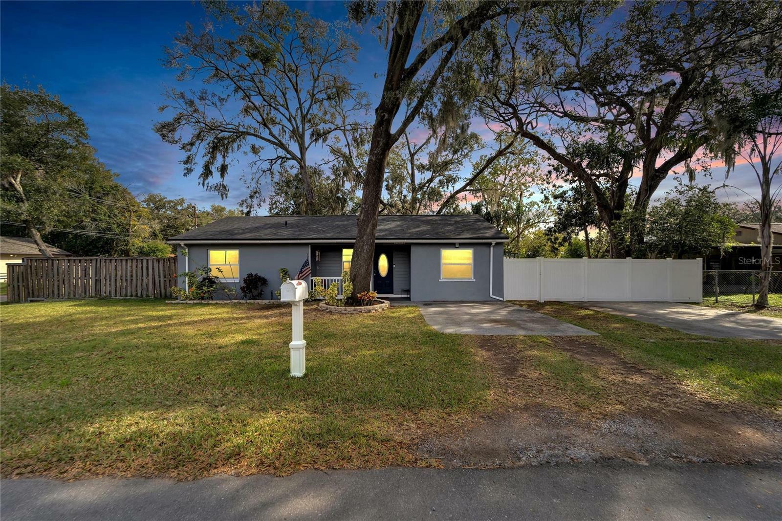 Property Photo:  2602 Fairview Avenue  FL 33584 