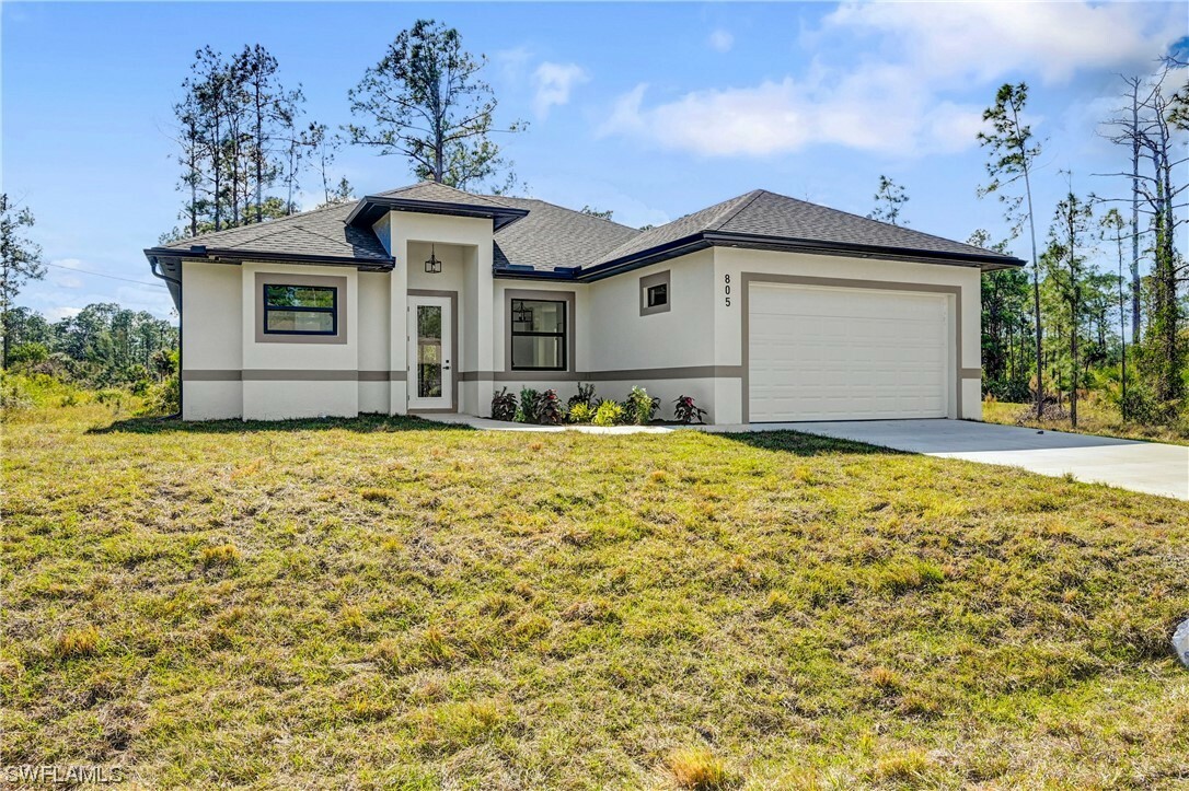 Property Photo:  805 W 11th Street  FL 33972 