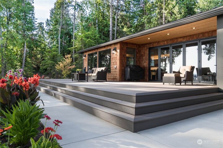 Property Photo:  2393 S East Camano Drive  WA 98282 