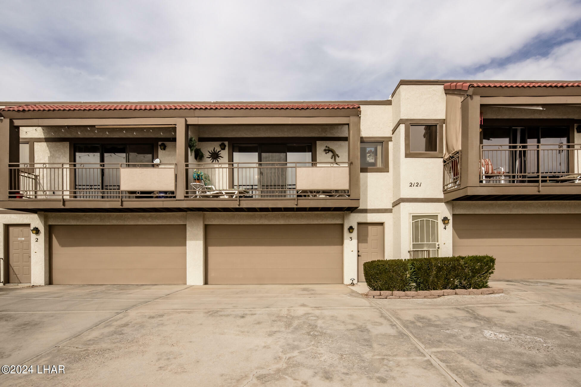 Property Photo:  2121 Magnolia Dr 3  AZ 86403 