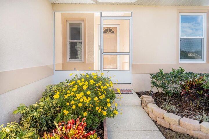 Property Photo: 6111 Silver Lakes Drive E FL 33810