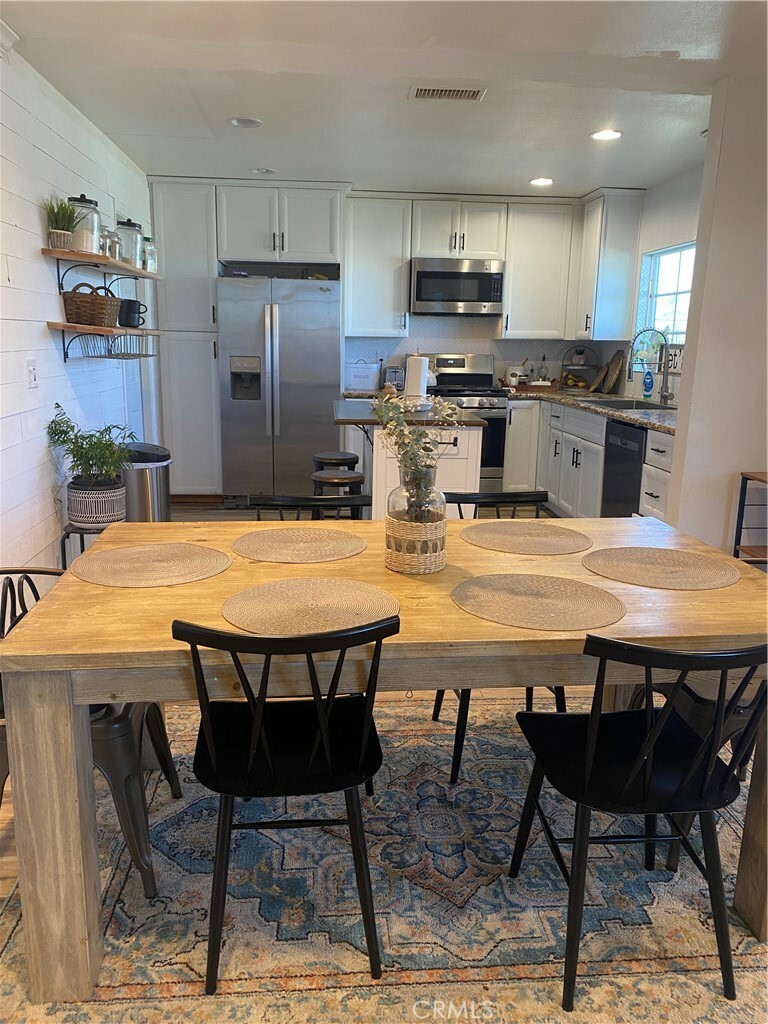 Property Photo: 13243 E Avenue W CA 93553