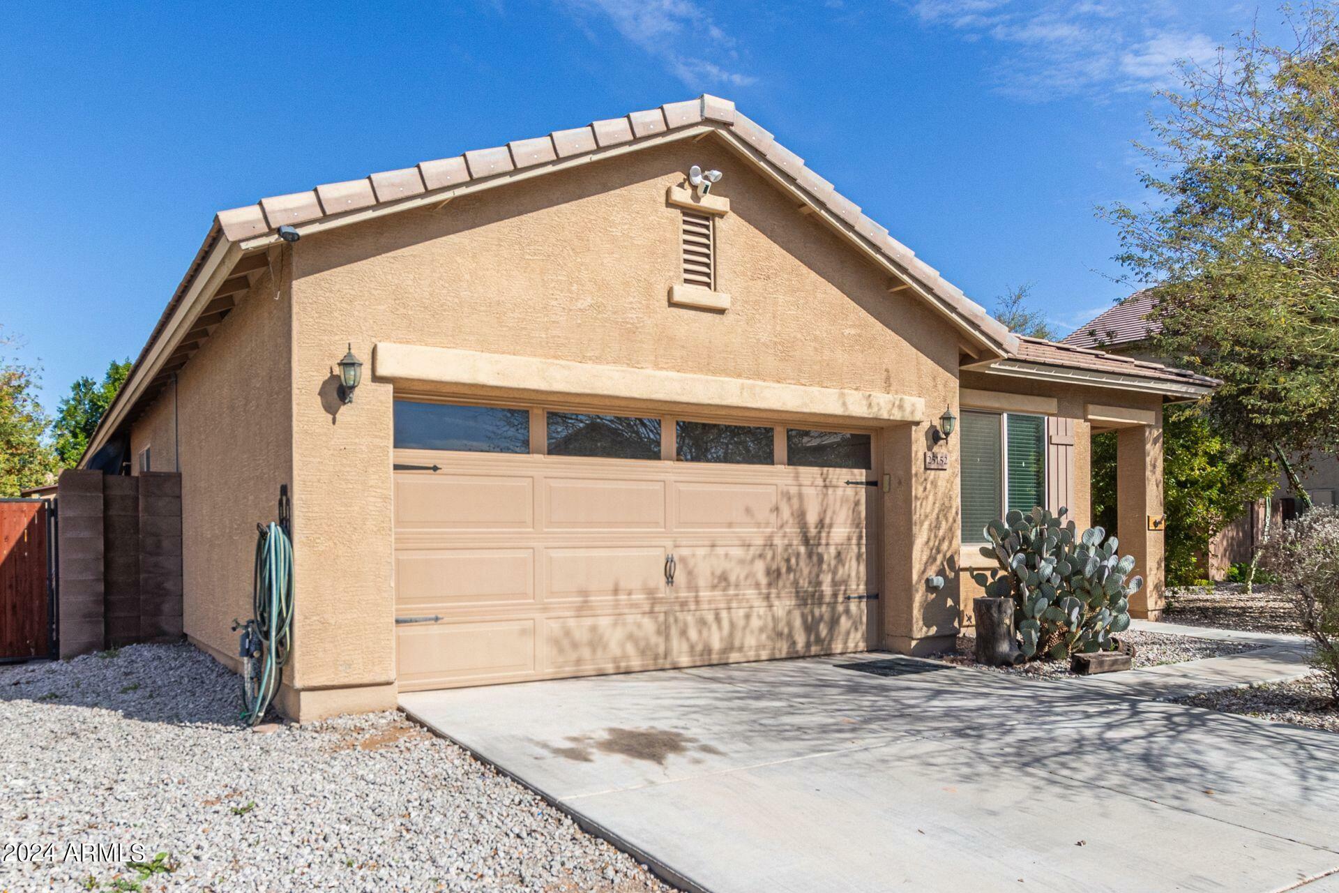 Property Photo:  25152 W Maldonado Drive  AZ 85326 